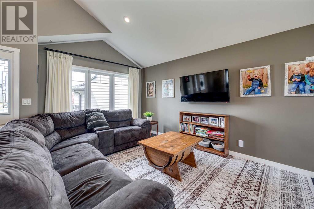 13 Horne Close, Sylvan Lake, Alberta  T4S 0C4 - Photo 4 - A2224246