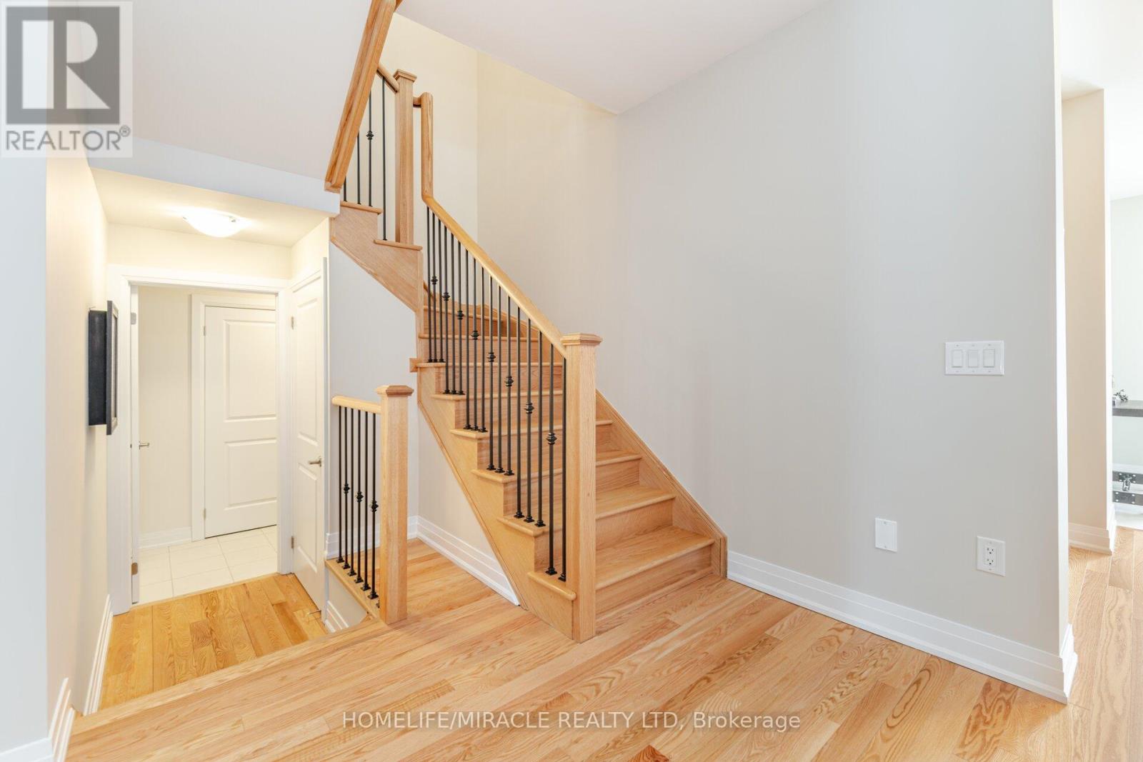465 Adelaide Street, Wellington North (Arthur), Ontario  N0G 1A0 - Photo 18 - X12030839
