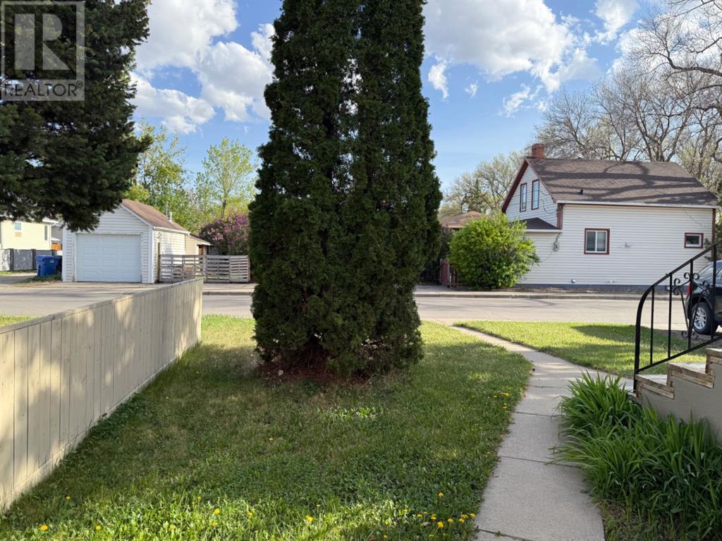 Property at 1407 6A Avenue N image 2