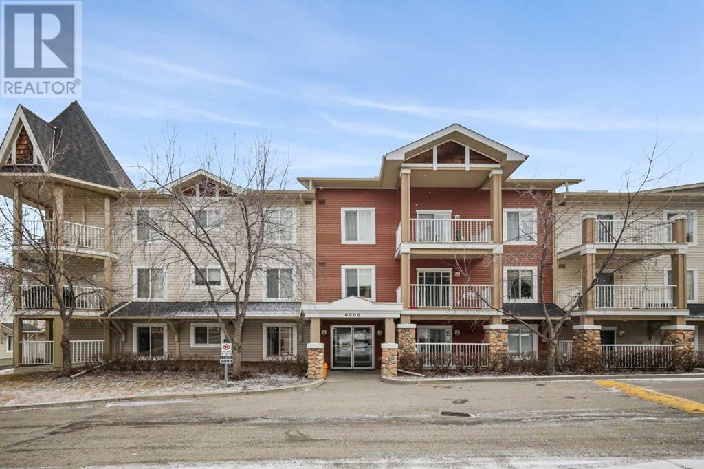 Property at 6112, 70 Panamount Drive NW image 1