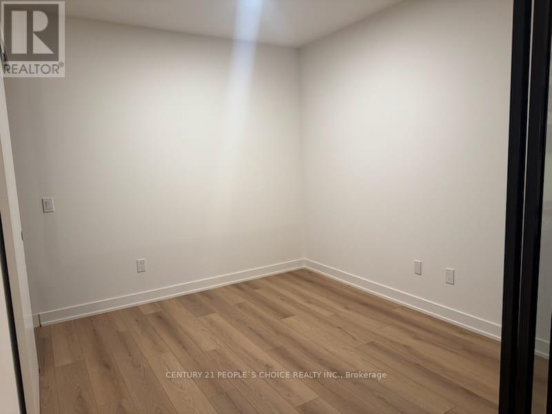 201 - 5 Lakeview Avenue, Toronto, Ontario  M6J 0H3 - Photo 9 - C12157487