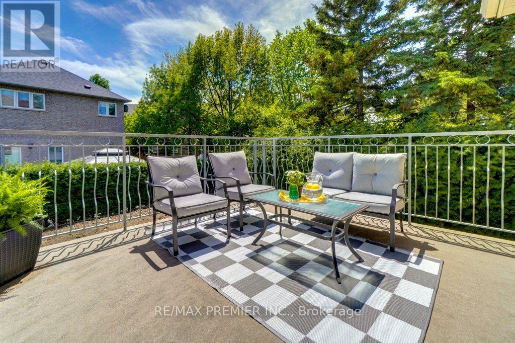 69 Zucchet Court, Vaughan, Ontario  L4L 8T7 - Photo 20 - N12172238