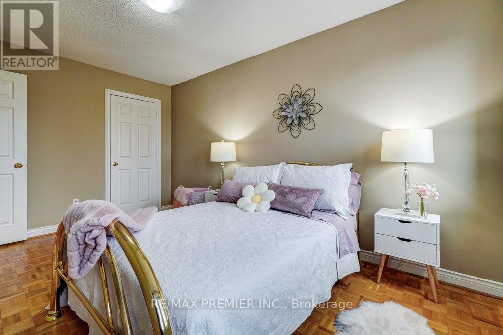 69 Zucchet Court, Vaughan, Ontario  L4L 8T7 - Photo 32 - N12172238