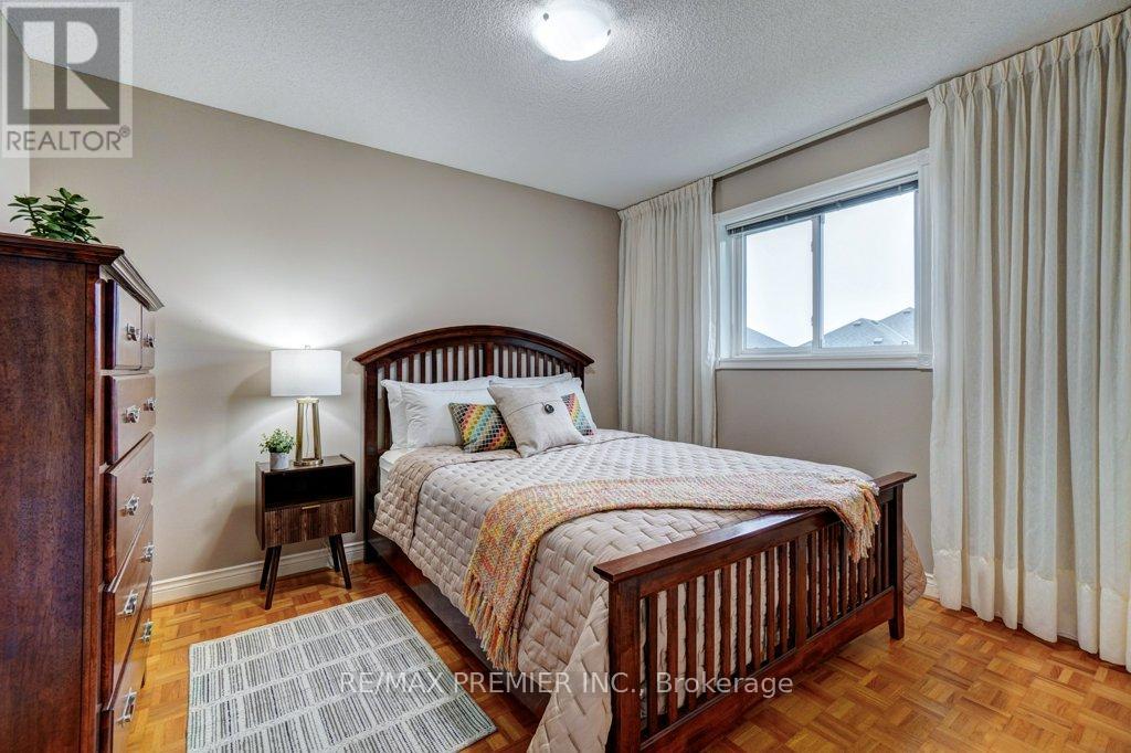 69 Zucchet Court, Vaughan, Ontario  L4L 8T7 - Photo 35 - N12172238