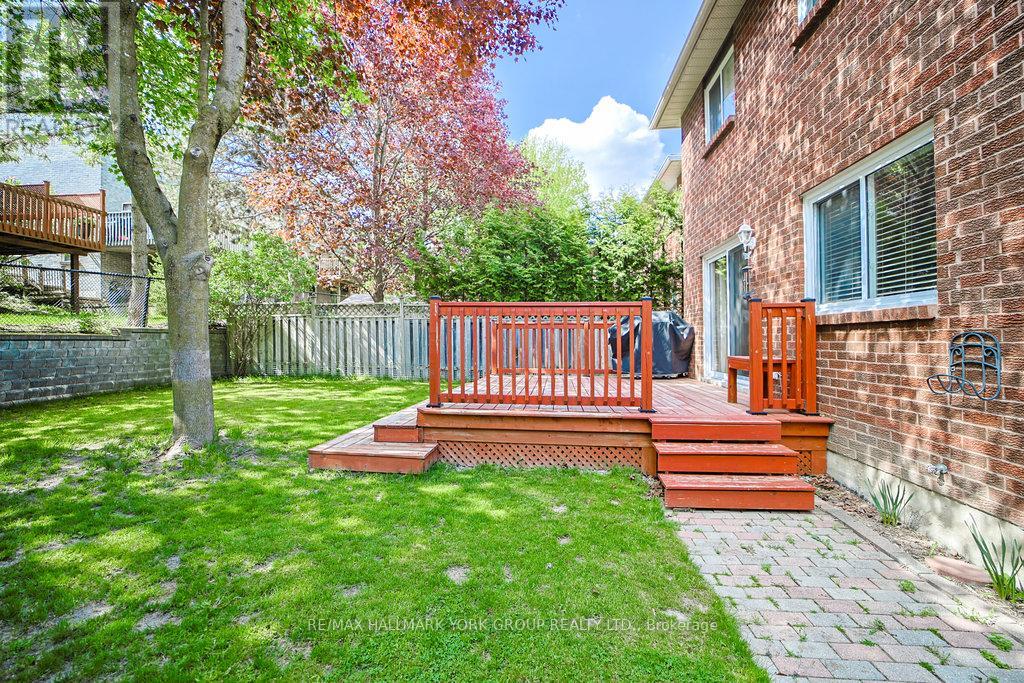 63 Crawford Rose Drive, Aurora, Ontario  L4G 4R5 - Photo 33 - N12172244