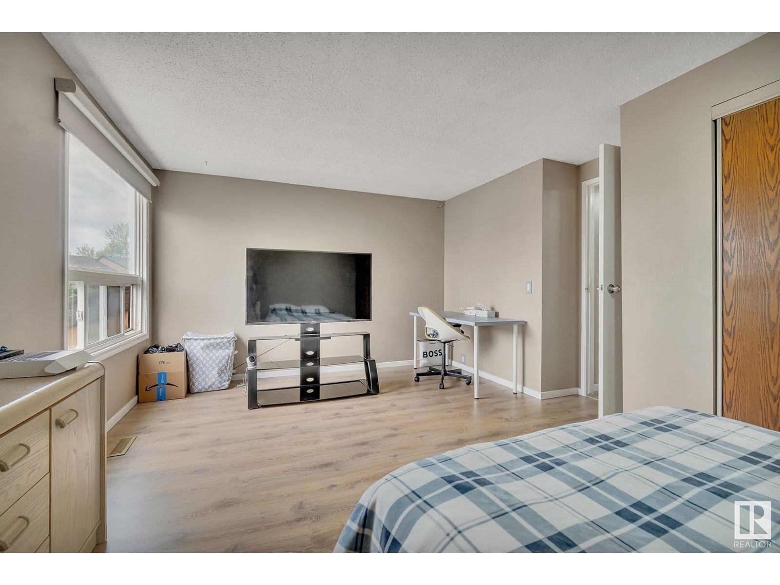 499 Knottwood Rd W Nw, Edmonton, Alberta  T6K 2V6 - Photo 10 - E4438481