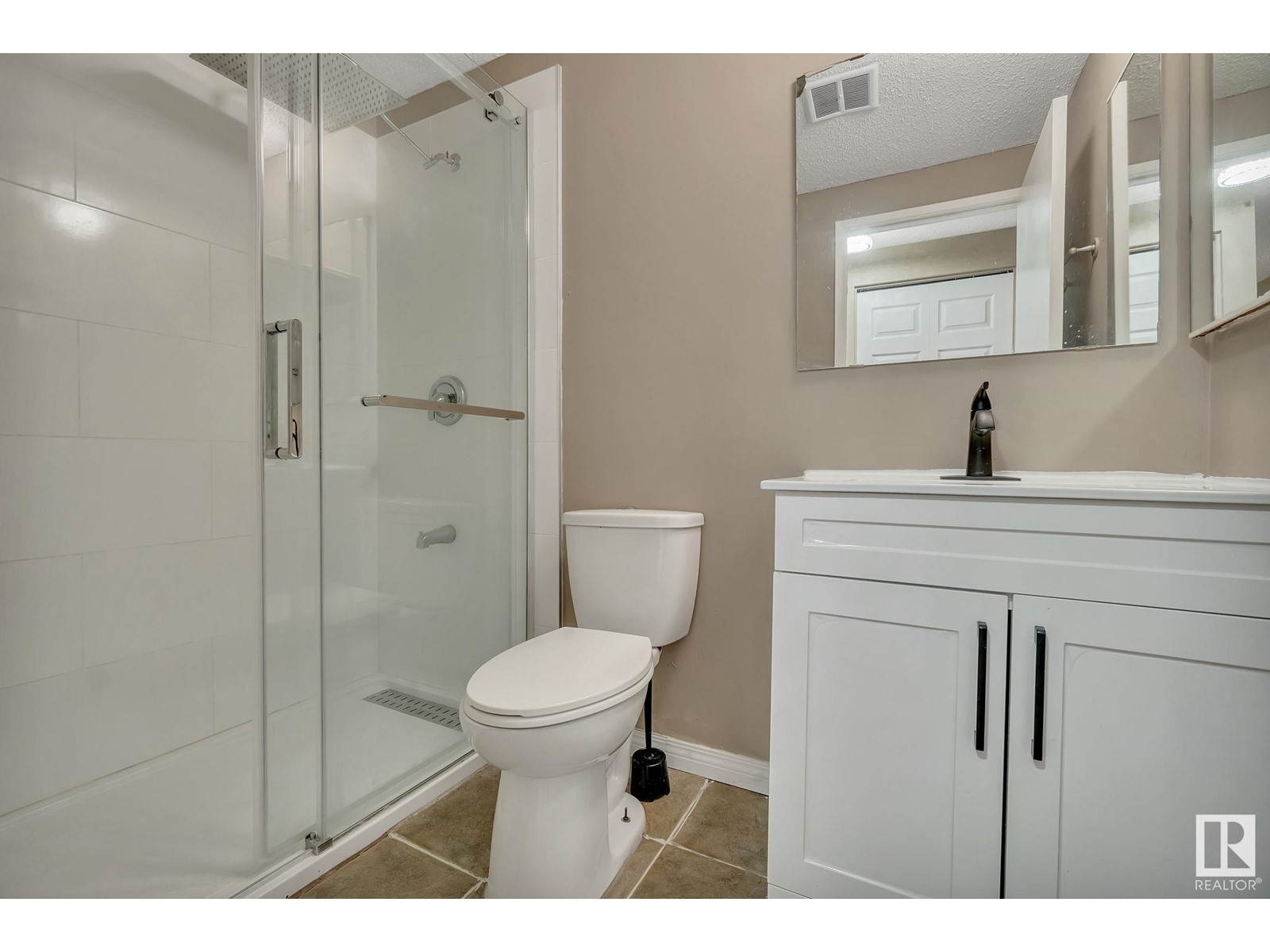 499 Knottwood Rd W Nw, Edmonton, Alberta  T6K 2V6 - Photo 13 - E4438481