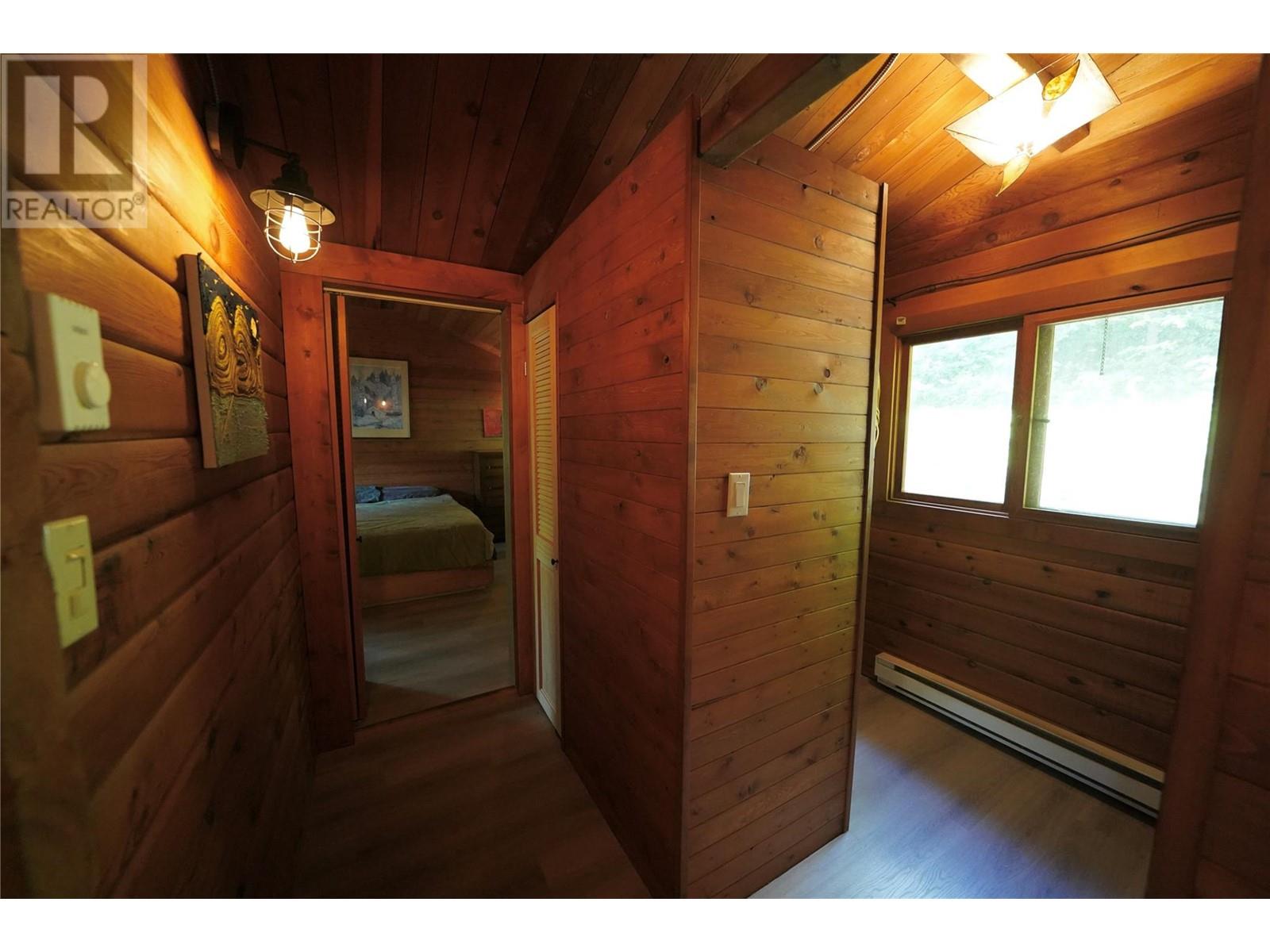 6552 Littlewood Road, Nelson, British Columbia  V1L 6S1 - Photo 38 - 10348978