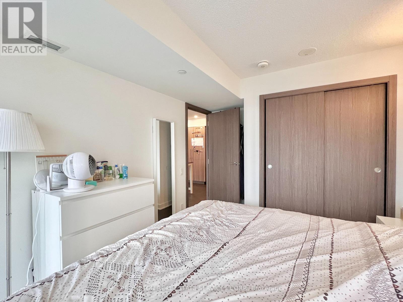 811 - 17 Bathurst Street, Toronto, Ontario  M5V 0N1 - Photo 13 - C12078888