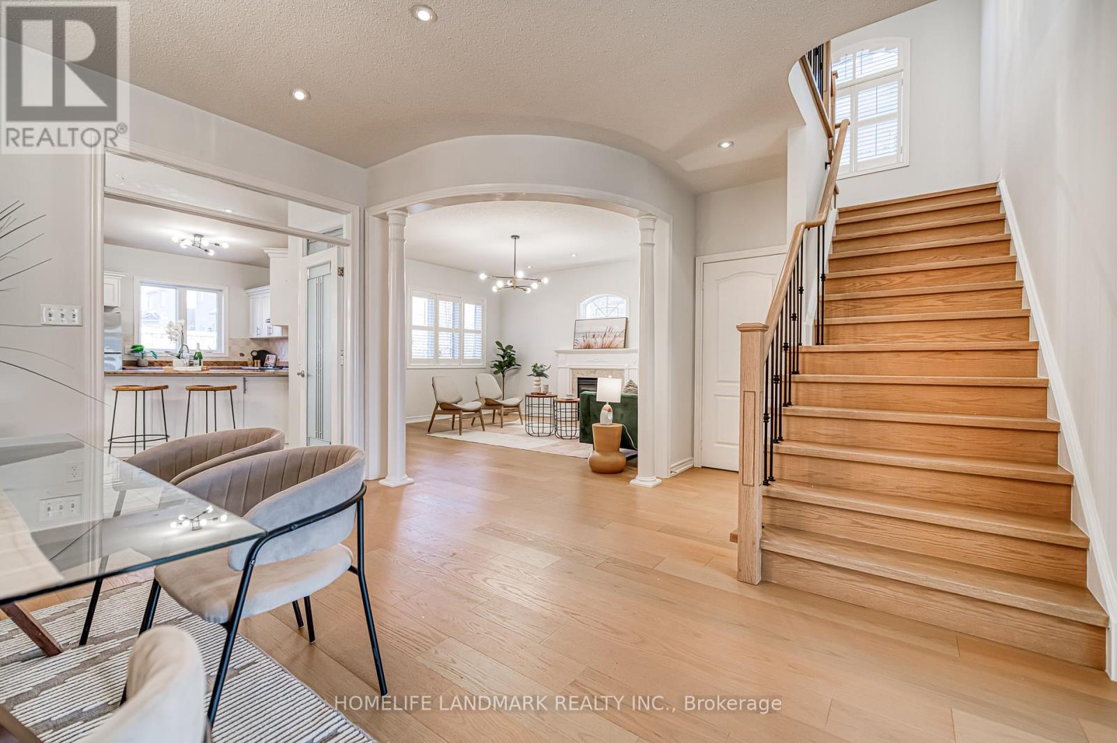Main & 2nd - 5 Barter Street, Markham, Ontario  L6B 0C1 - Photo 5 - N12172252