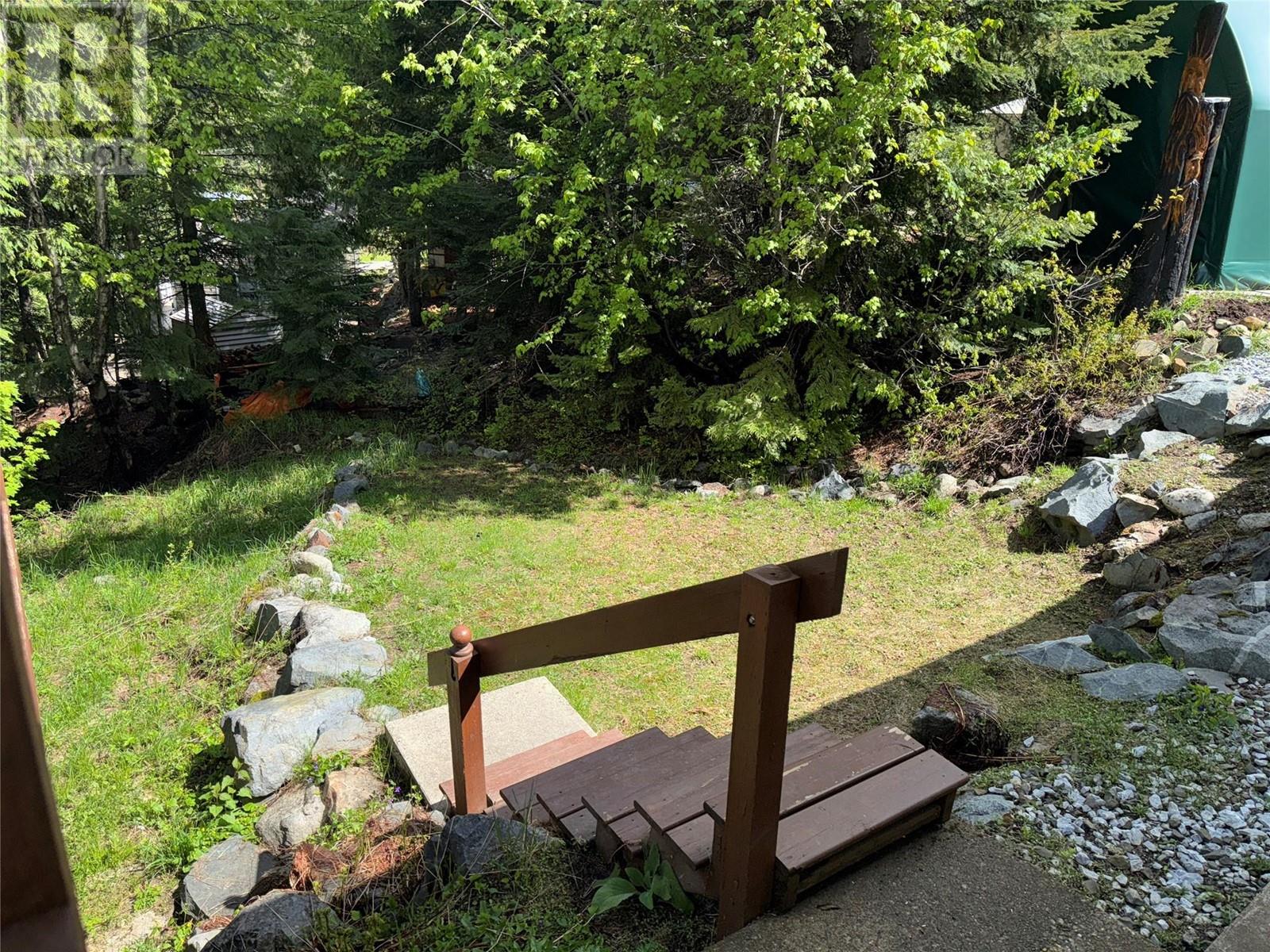 891 Monte Vista Drive Unit# 38, Rossland, British Columbia  V0G 1Y0 - Photo 31 - 10348609