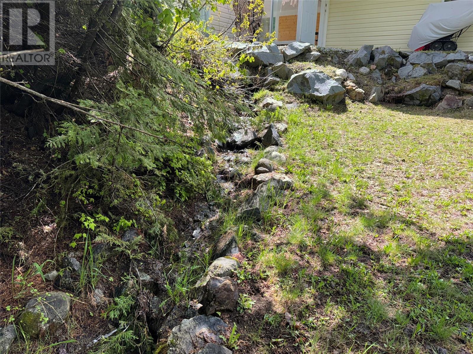 891 Monte Vista Drive Unit# 38, Rossland, British Columbia  V0G 1Y0 - Photo 34 - 10348609