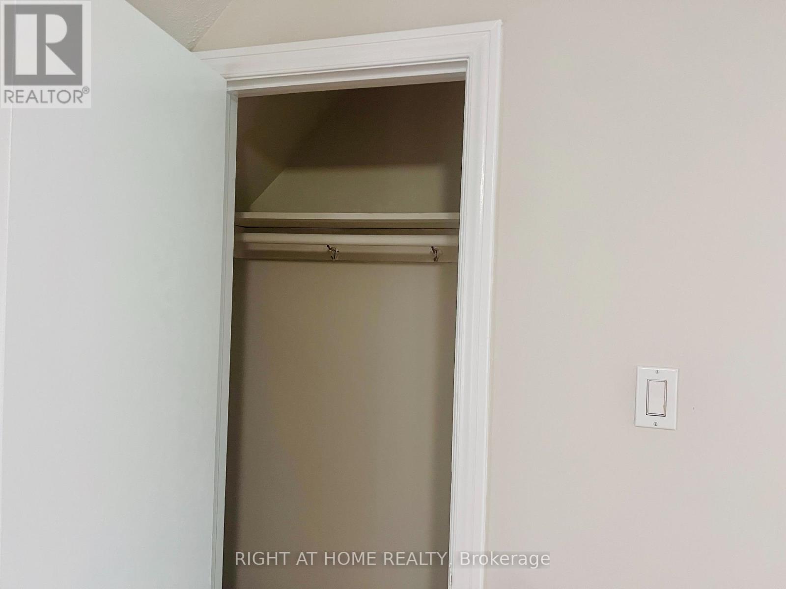 49 Glenborough Park Crescent, Toronto, Ontario  M2R 2G4 - Photo 29 - C12172259