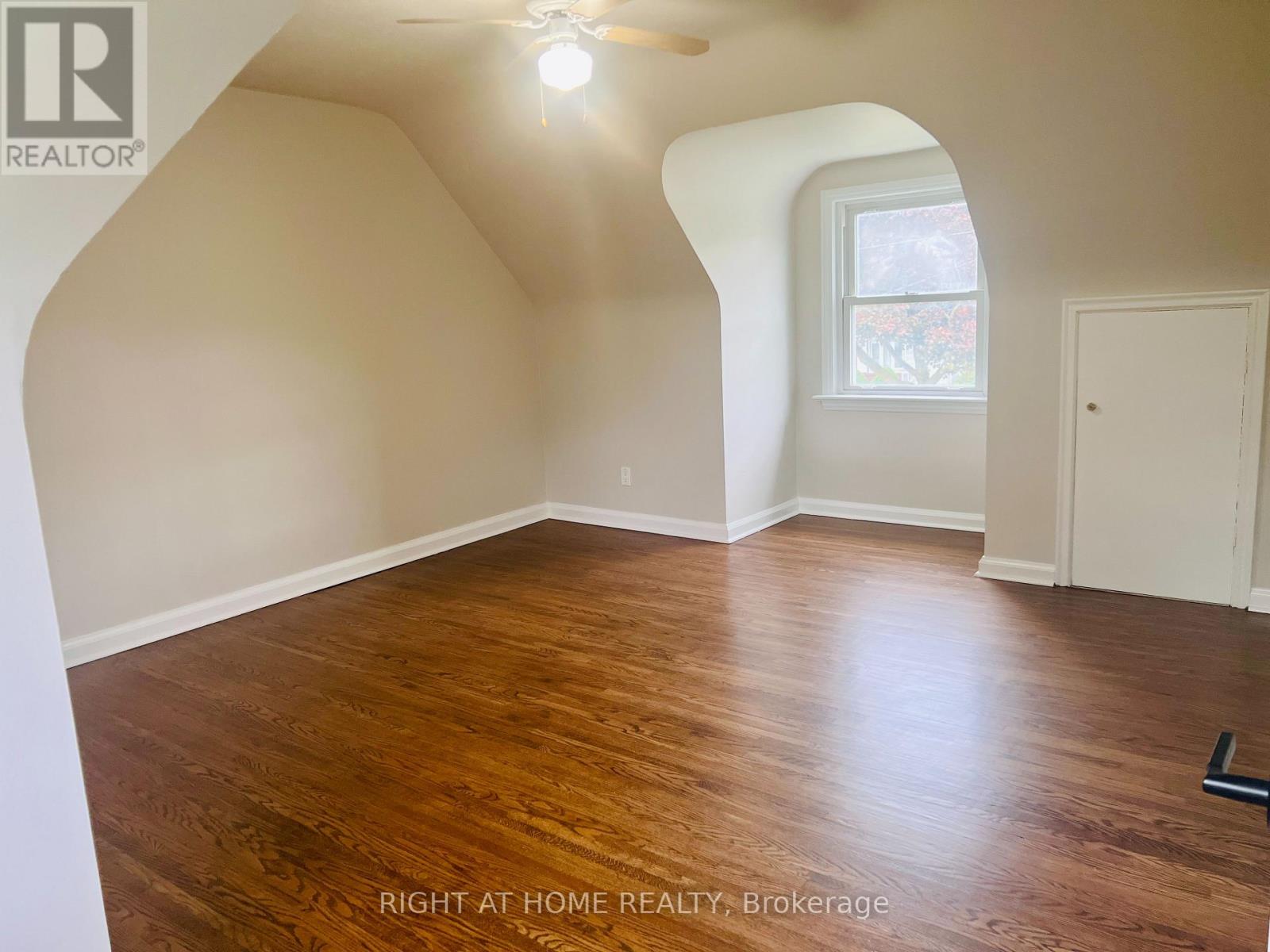 49 Glenborough Park Crescent, Toronto, Ontario  M2R 2G4 - Photo 31 - C12172259