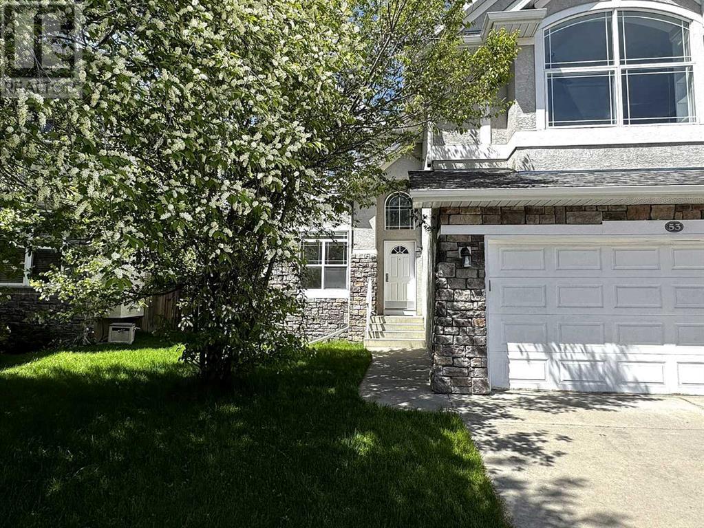 Property at 53 Strathlea Grove SW image 2