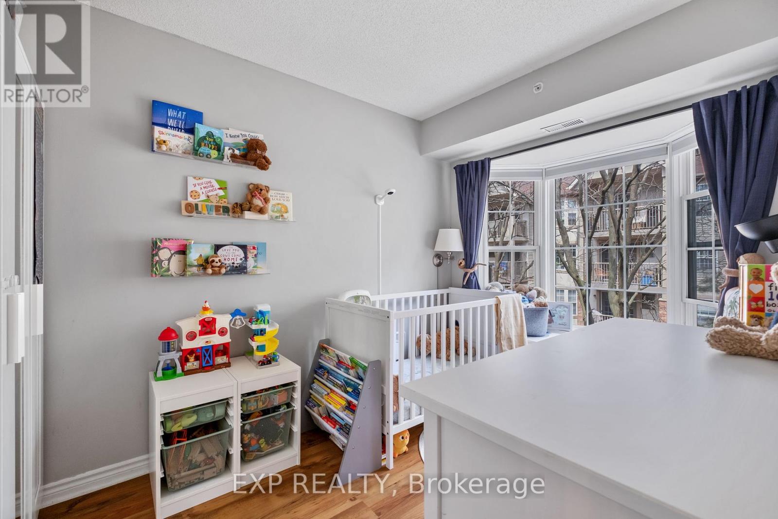 303 - 4013 Kilmer Drive, Burlington, Ontario  L7M 4M3 - Photo 18 - W12172255