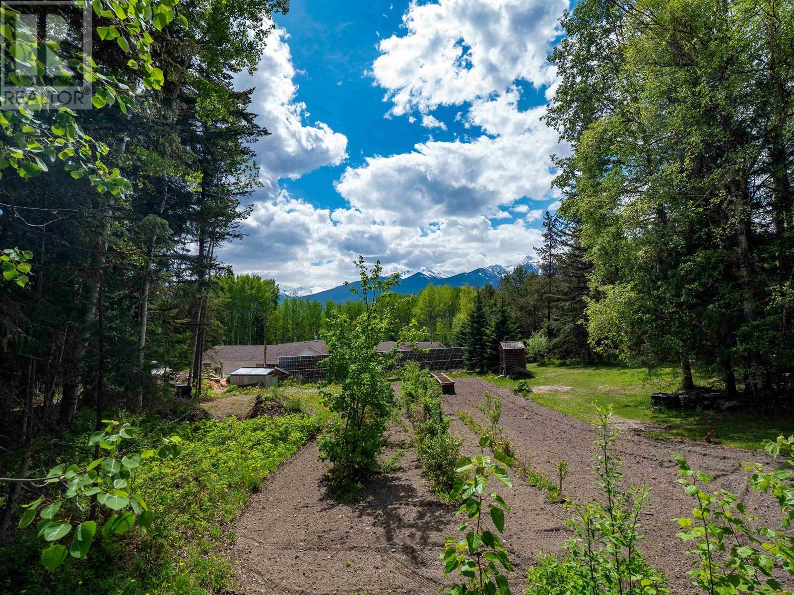 400 Mountain View Road, Mcbride, British Columbia  V0J 2E0 - Photo 38 - R2956790