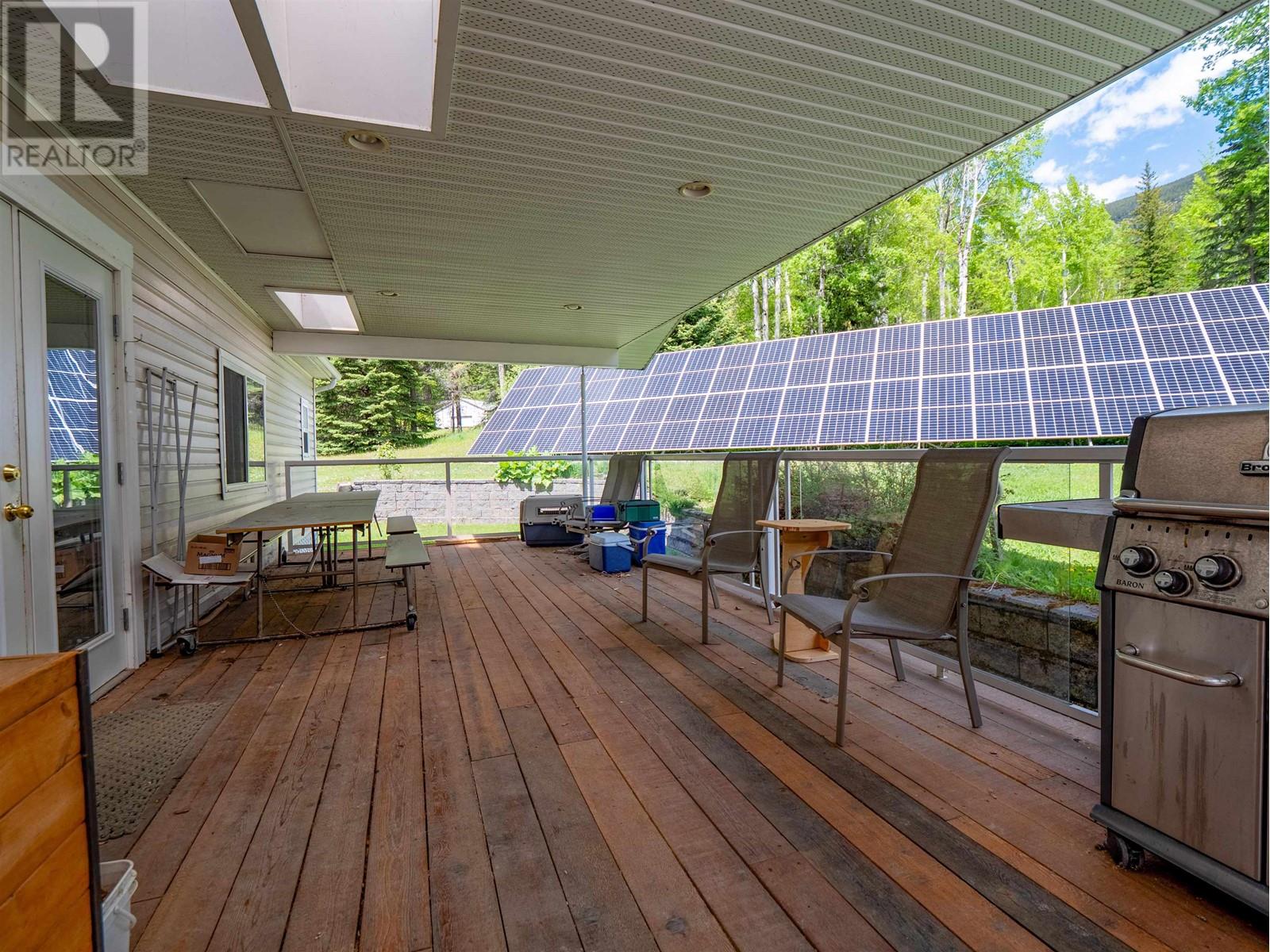 400 Mountain View Road, Mcbride, British Columbia  V0J 2E0 - Photo 32 - R2956790