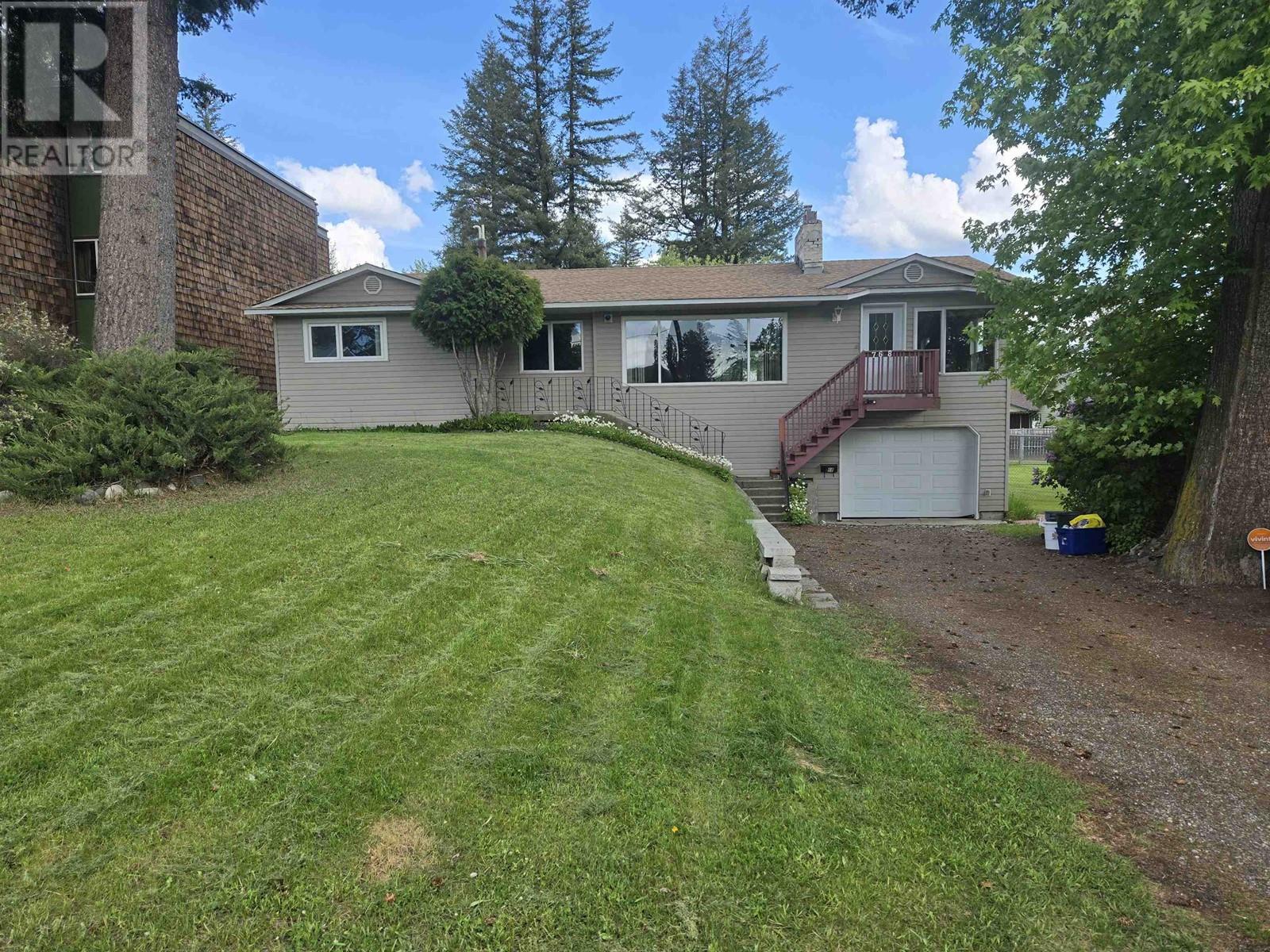 Property at 768 VAUGHAN STREET image 1
