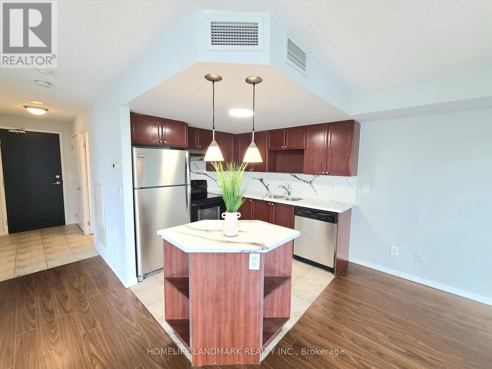 1303 - 18 Yonge Street, Toronto, Ontario  M5E 1Z8 - Photo 7 - C12172279