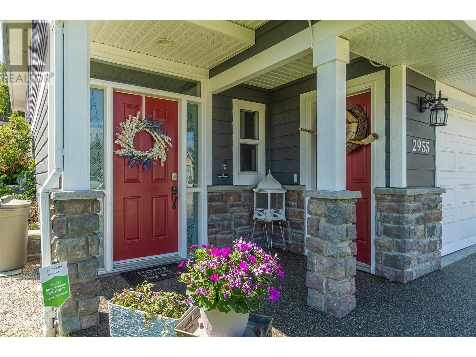 2955 Kicking Horse Drive, Kamloops, British Columbia  V2E 2L8 - Photo 4 - 10342231
