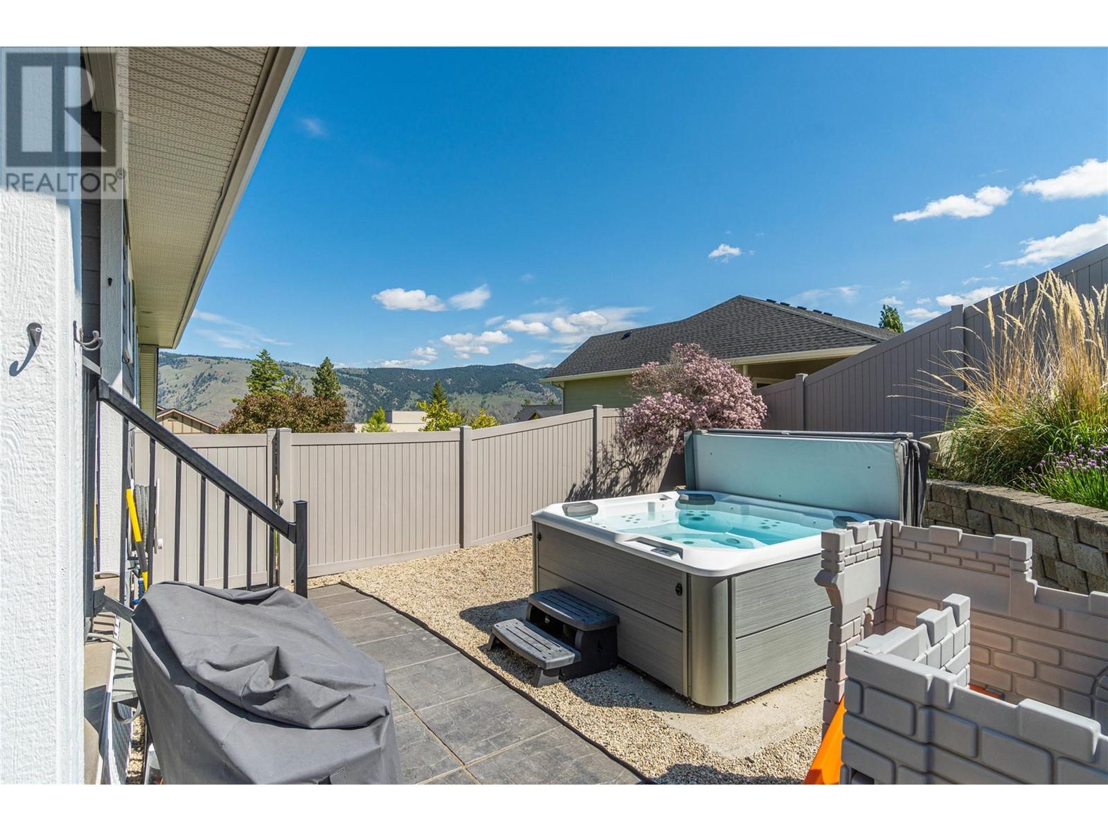 2955 Kicking Horse Drive, Kamloops, British Columbia  V2E 2L8 - Photo 16 - 10342231