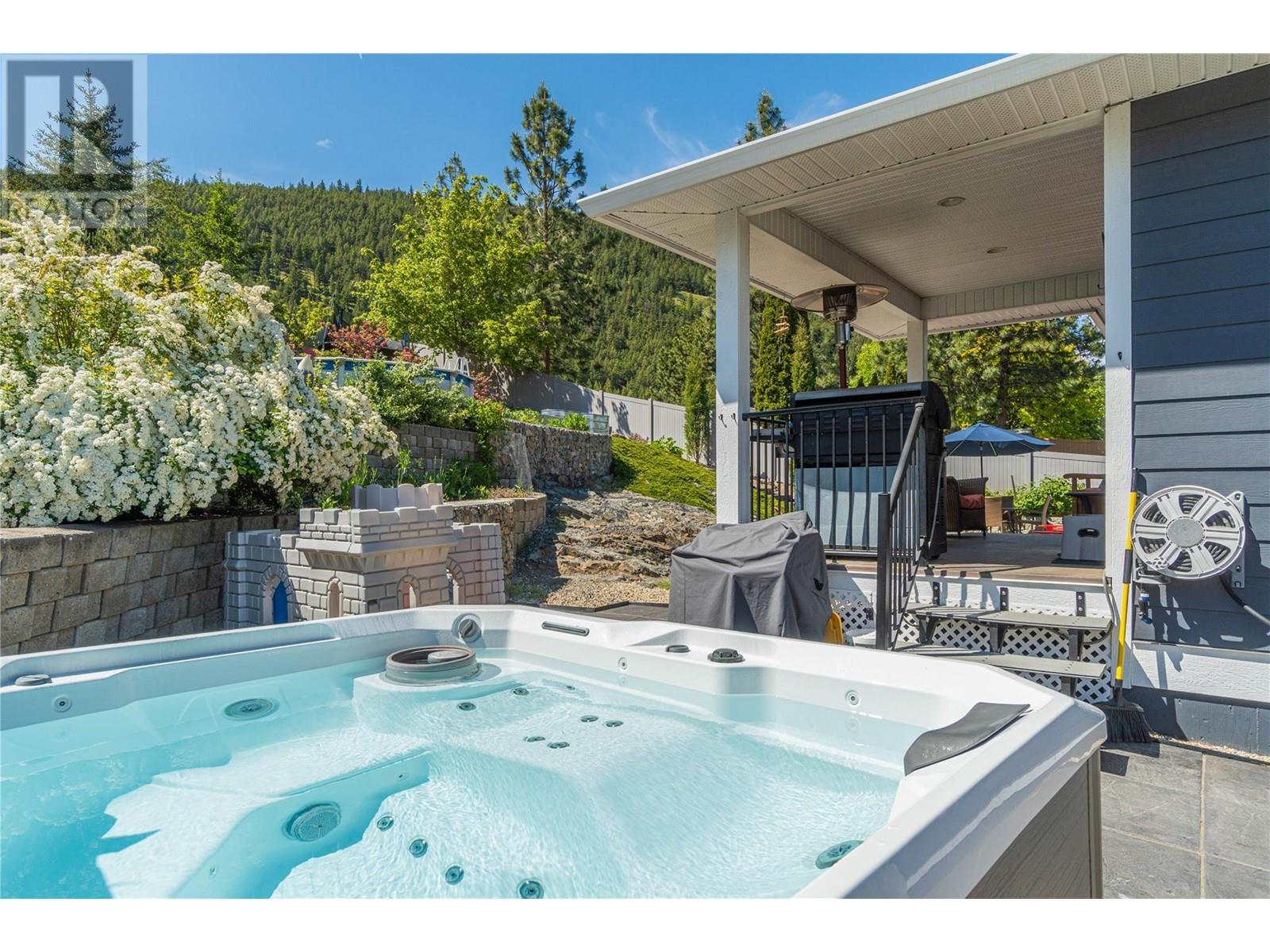 2955 Kicking Horse Drive, Kamloops, British Columbia  V2E 2L8 - Photo 15 - 10342231