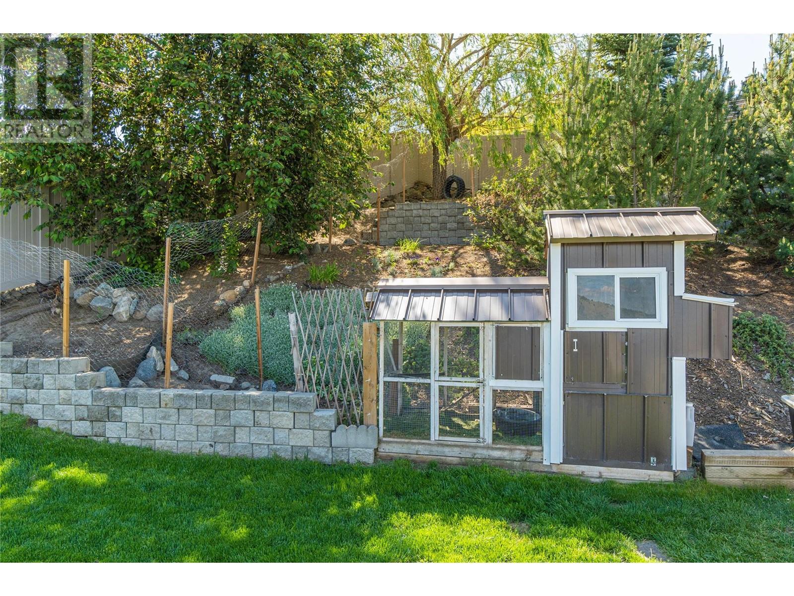 2955 Kicking Horse Drive, Kamloops, British Columbia  V2E 2L8 - Photo 38 - 10342231