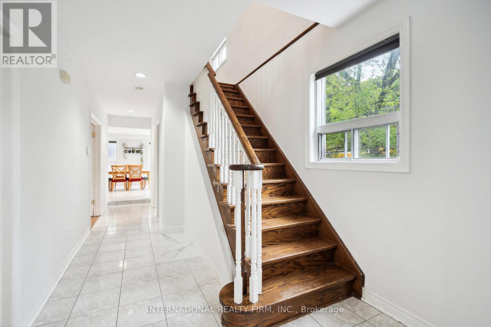1928 Lawrence Avenue W, Toronto, Ontario  M9N 1H2 - Photo 23 - W12169434
