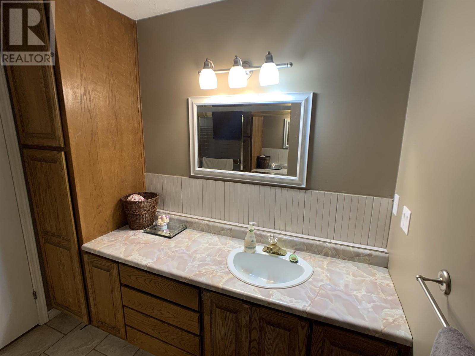 19 Raven Crescent, Fort Nelson, British Columbia  V0C 1R0 - Photo 24 - R3004461