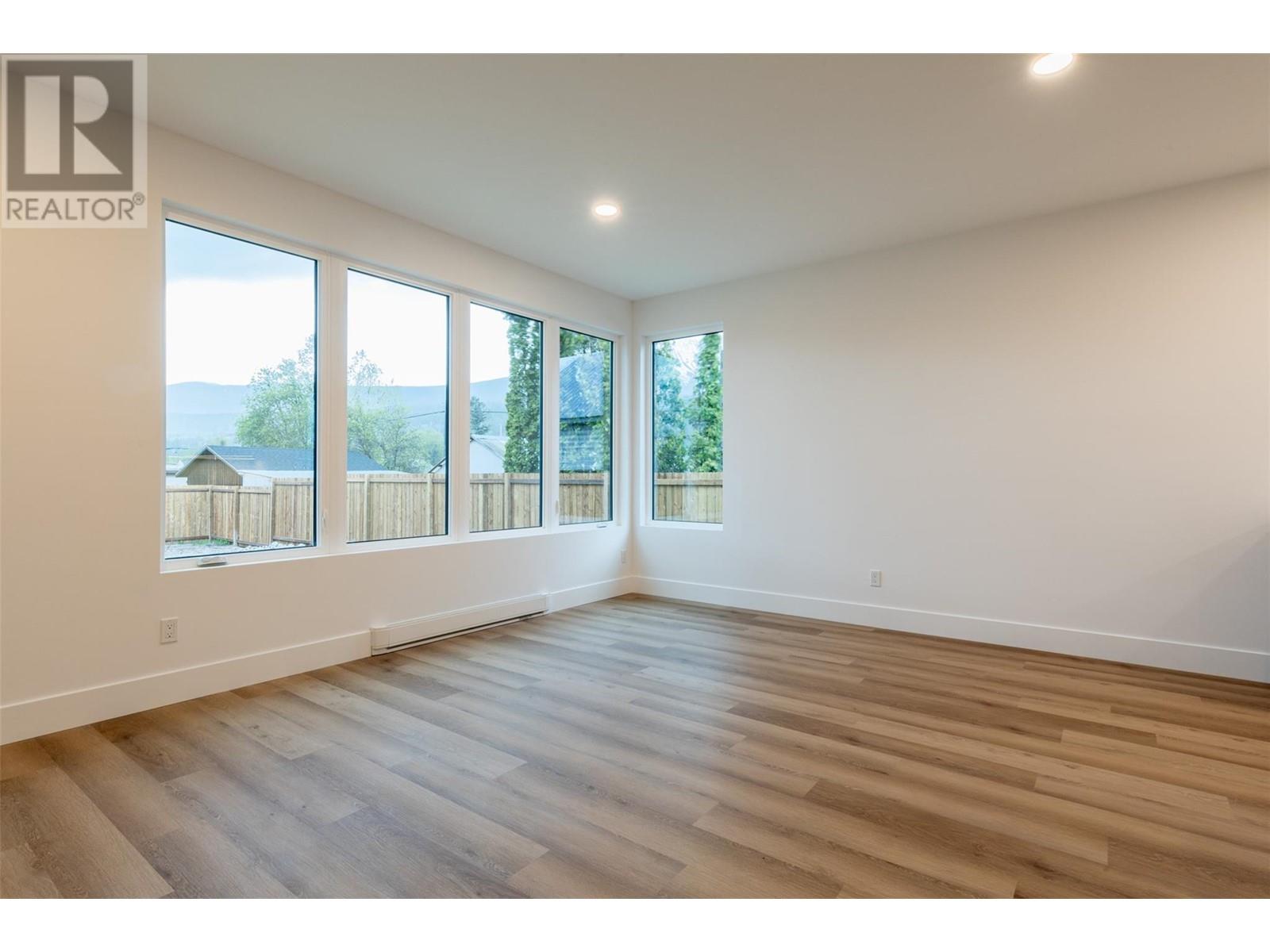 804 9th Street S, Golden, British Columbia  V0A 1H0 - Photo 21 - 10347663