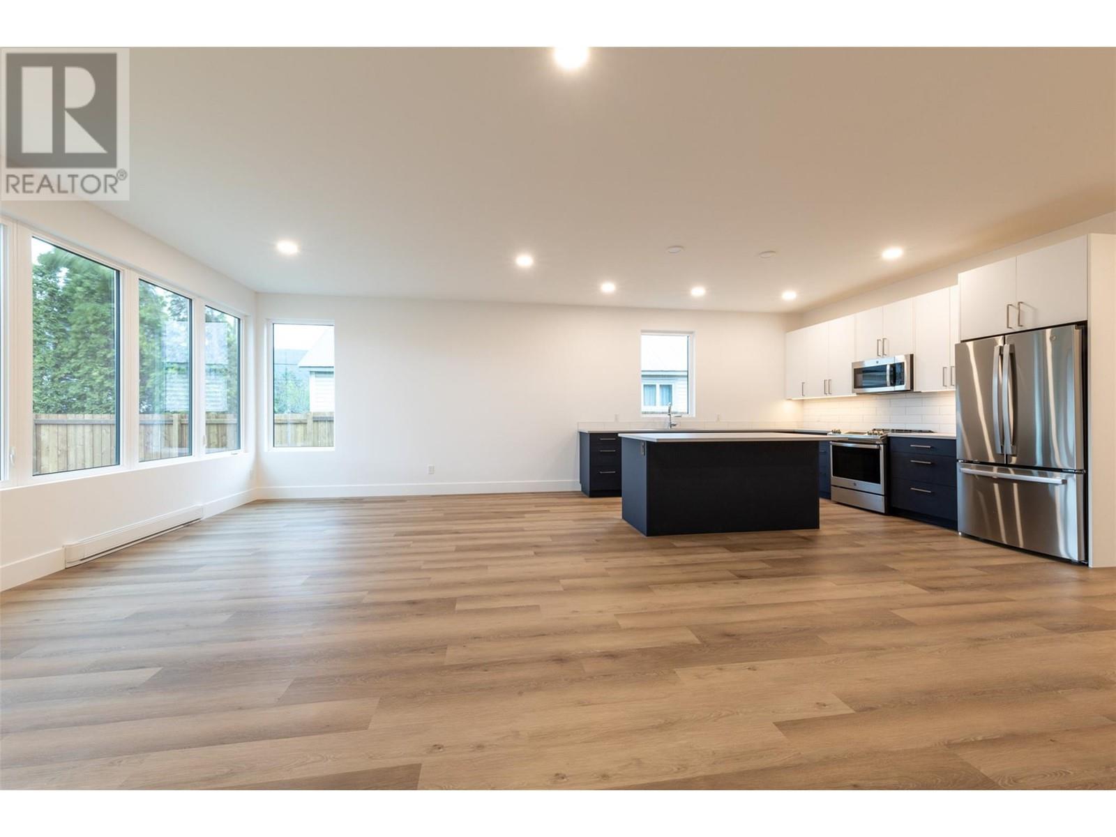 804 9th Street S, Golden, BC V0A1H0