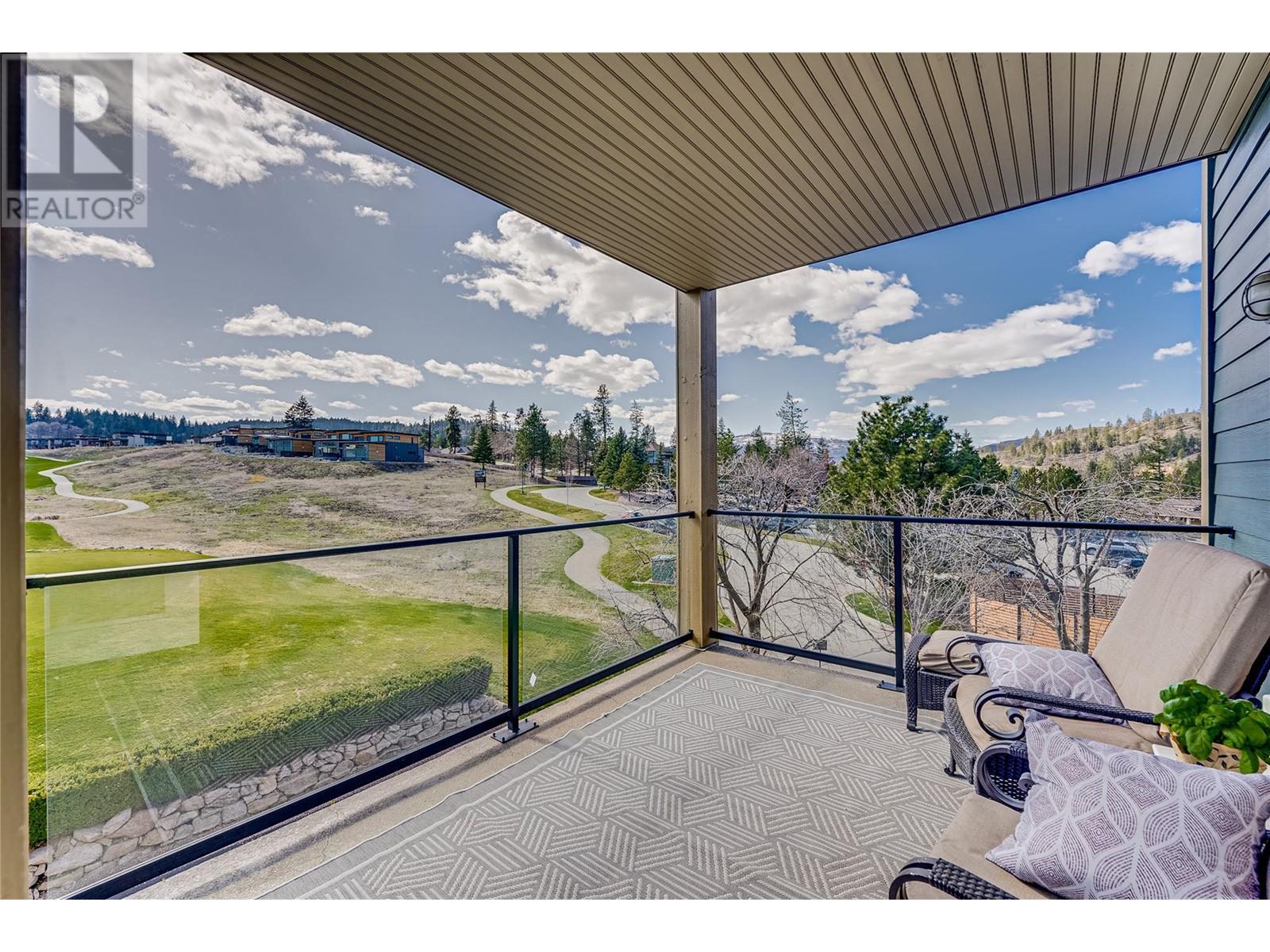 101 Village Centre Court Unit# 235, Vernon, BC V1H1Y8