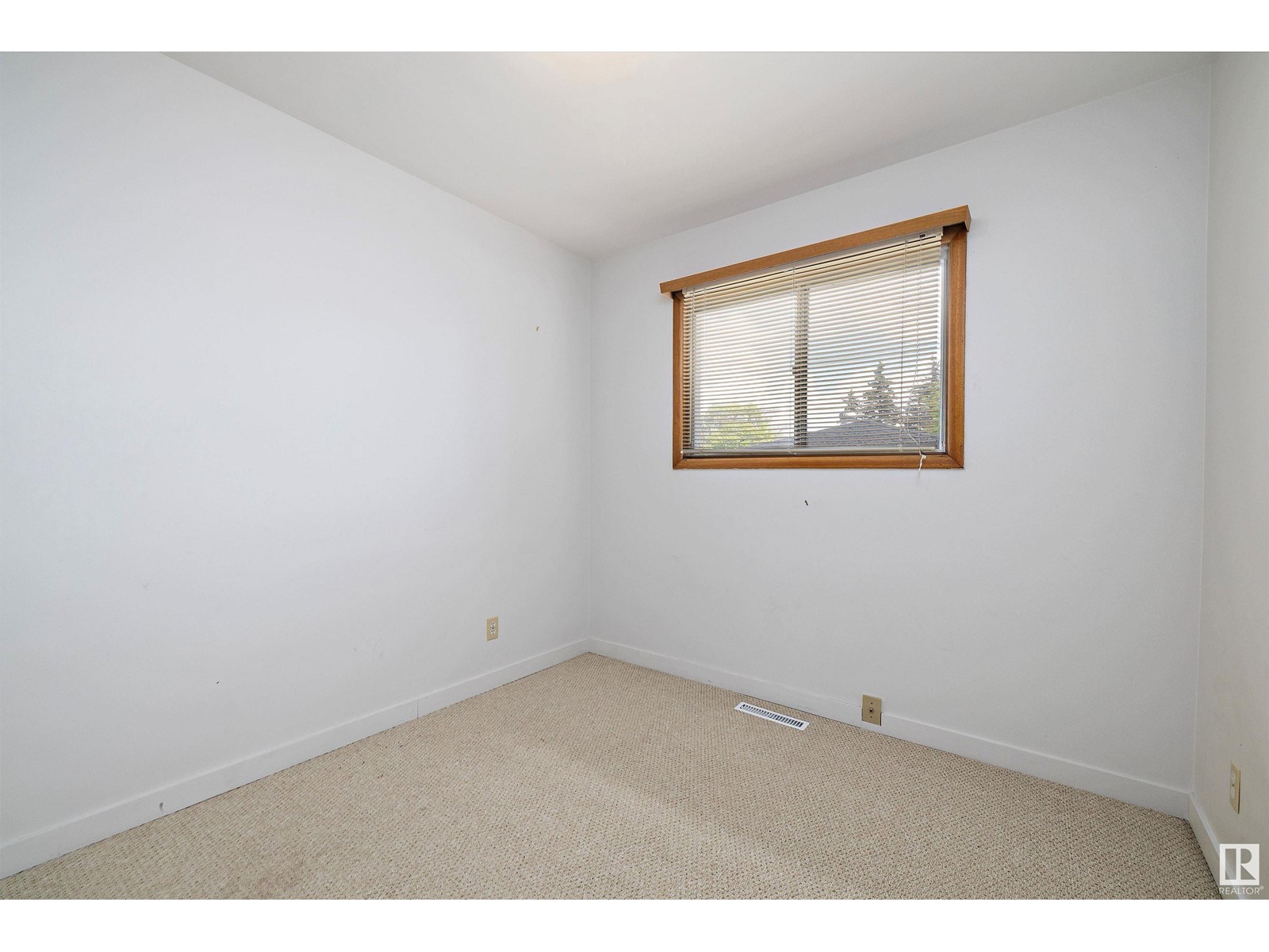12715 / 12717 93 St Nw, Edmonton, Alberta  T5E 3S9 - Photo 26 - E4438491