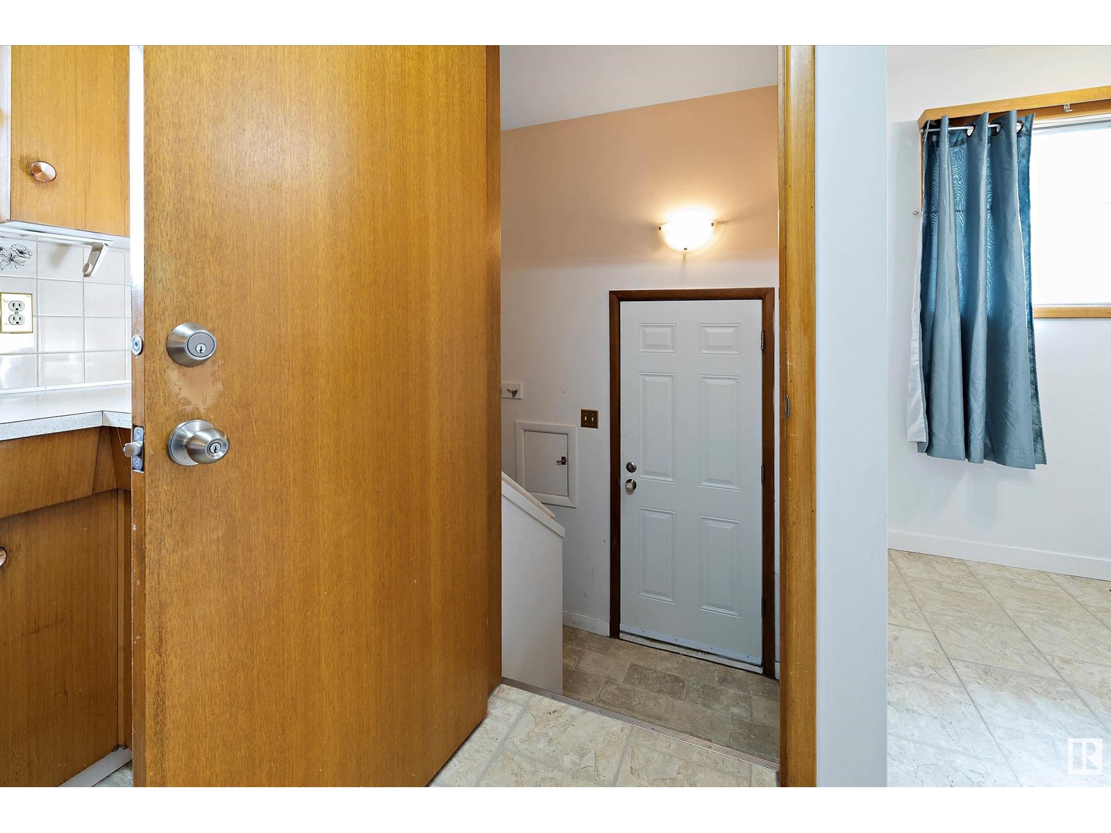 12715 / 12717 93 St Nw, Edmonton, Alberta  T5E 3S9 - Photo 27 - E4438491