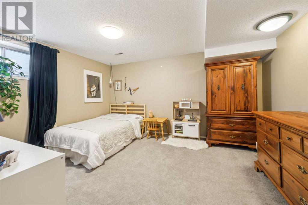 391 Millrise Drive Sw, Calgary, Alberta  T2Y 2C7 - Photo 26 - A2218435