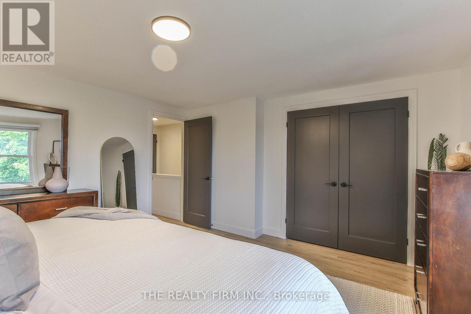 Photo 32 of 49 for 52 - 51 Sholto Drive