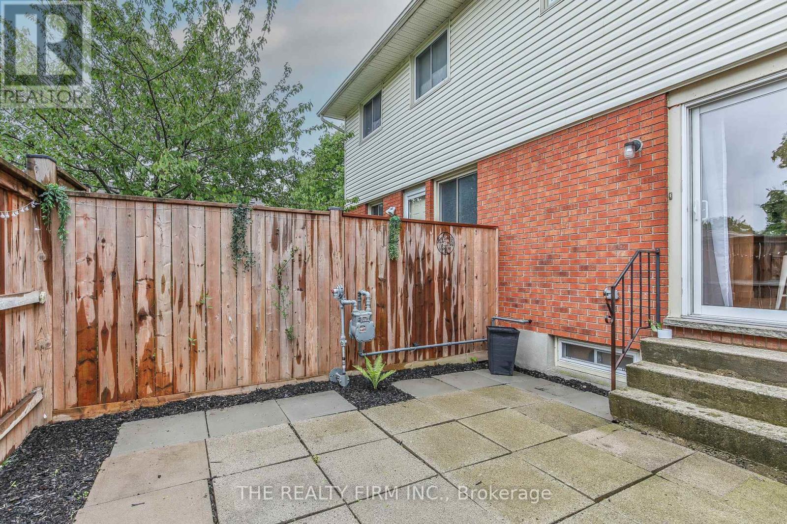 Photo 47 of 49 for 52 - 51 Sholto Drive