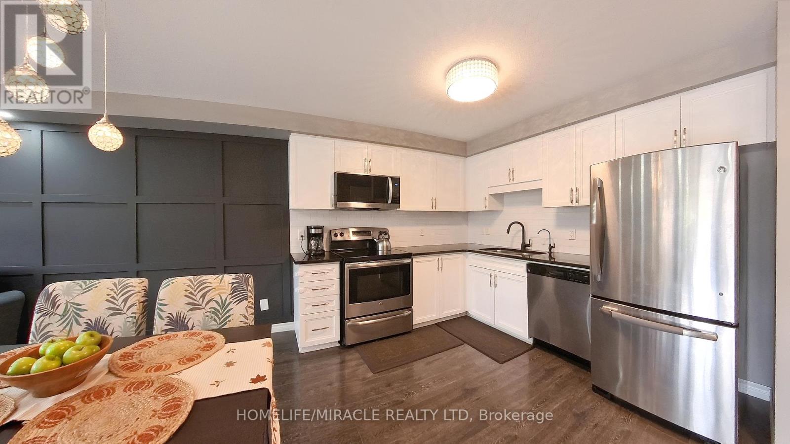 66 Meadowridge Street, Kitchener, Ontario  N2P 0E2 - Photo 18 - X12172312