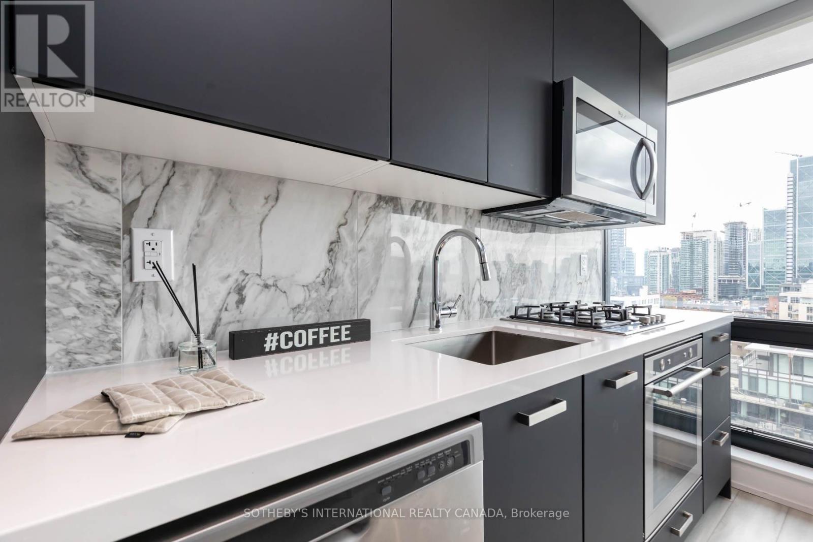 1405 - 458 Richmond Street W, Toronto, Ontario  M5V 1Y1 - Photo 9 - C12172332
