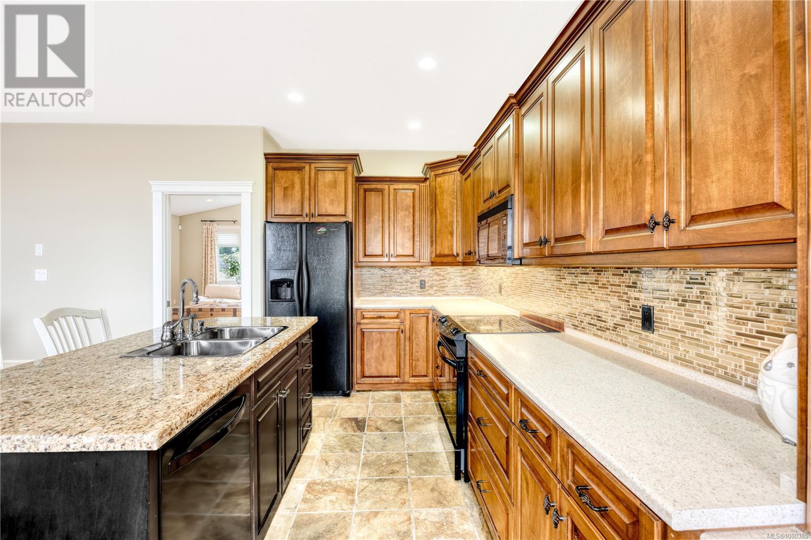 Property at 6649 Kestrel Cres image 1