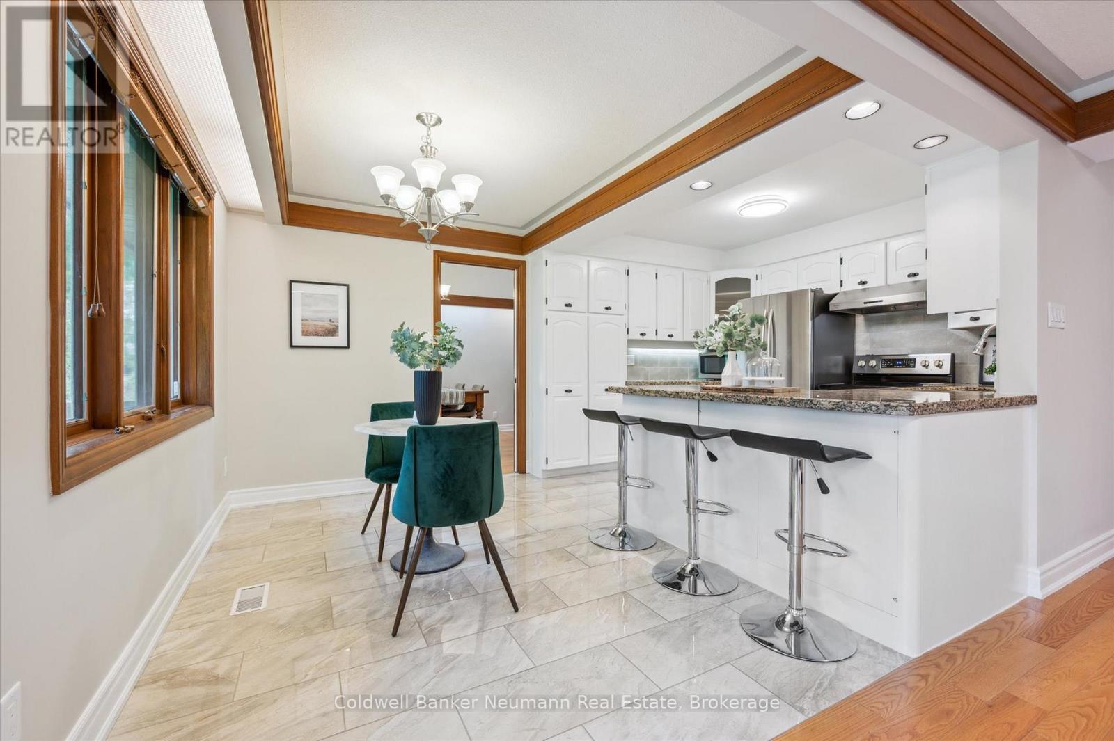 15 Hands Drive, Guelph, Ontario N1G 3E6 - Photo 11 - X12172359