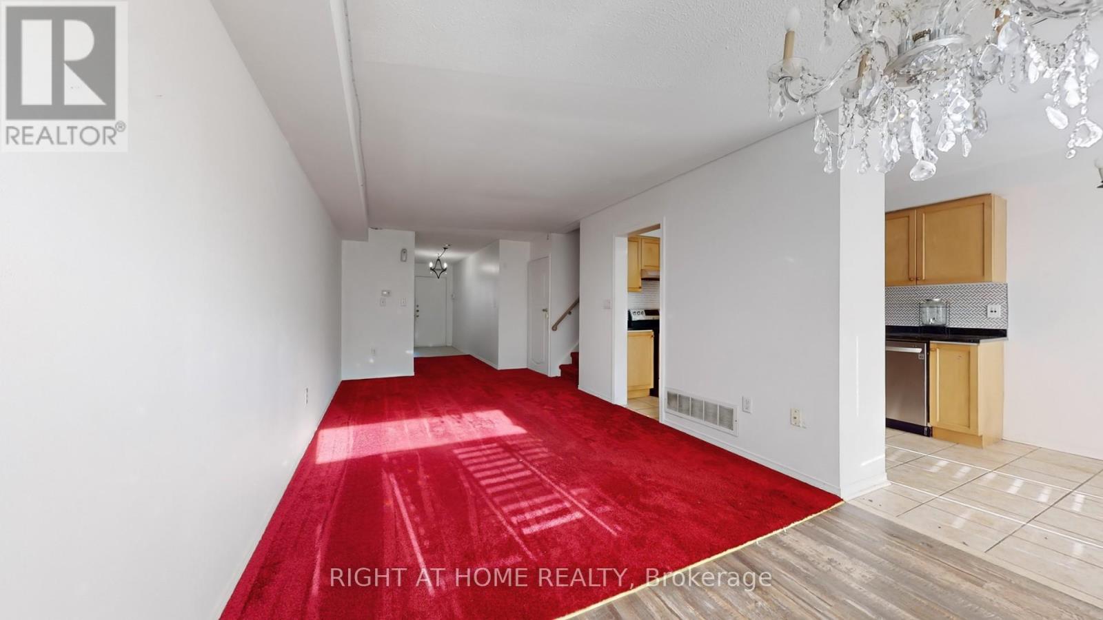 73 Mare Crescent, Toronto, Ontario  M9W 7E7 - Photo 6 - W12172341