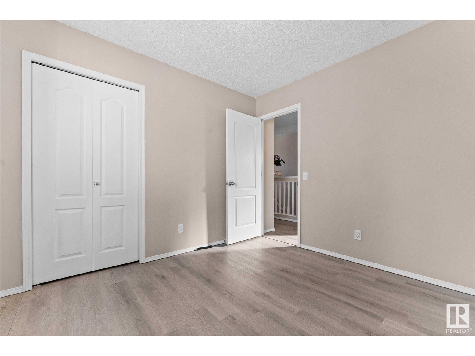 1324 George Cl Nw, Edmonton, Alberta  T5T 6S2 - Photo 23 - E4438496
