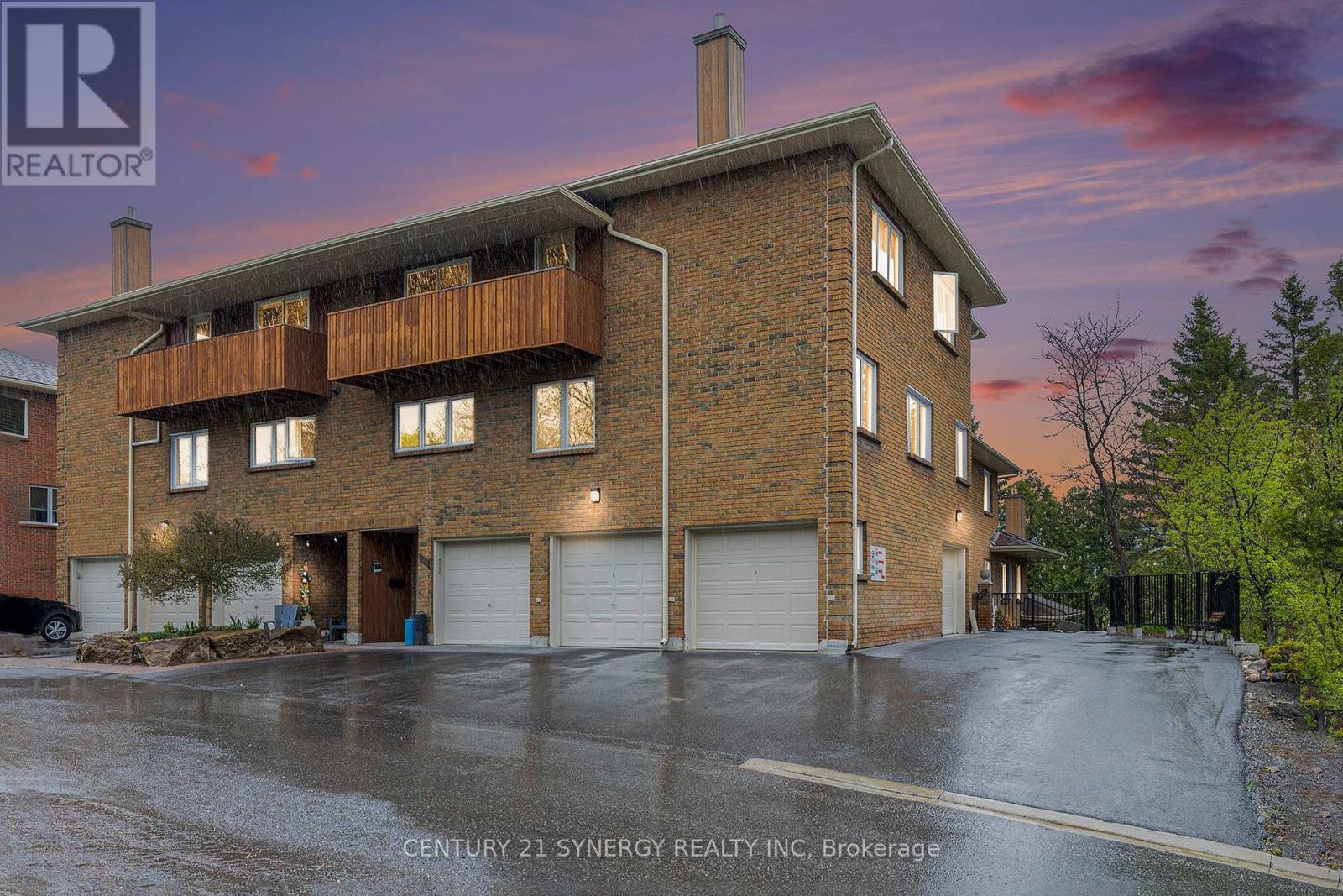 37 - 502 Stratas Court, Ottawa, Ontario  K2L 3K7 - Photo 1 - X12172381