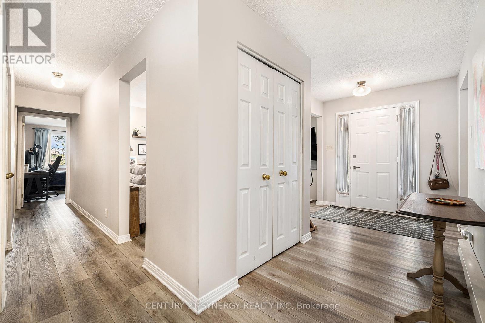Property at 37 - 502 STRATAS COURT image 4