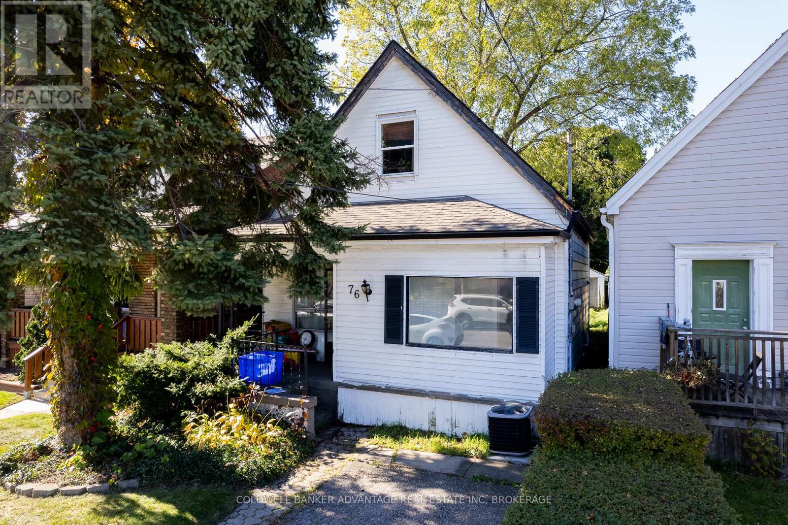76 East 24th Street, Hamilton, Ontario  L8V 2Y1 - Photo 1 - X12172352