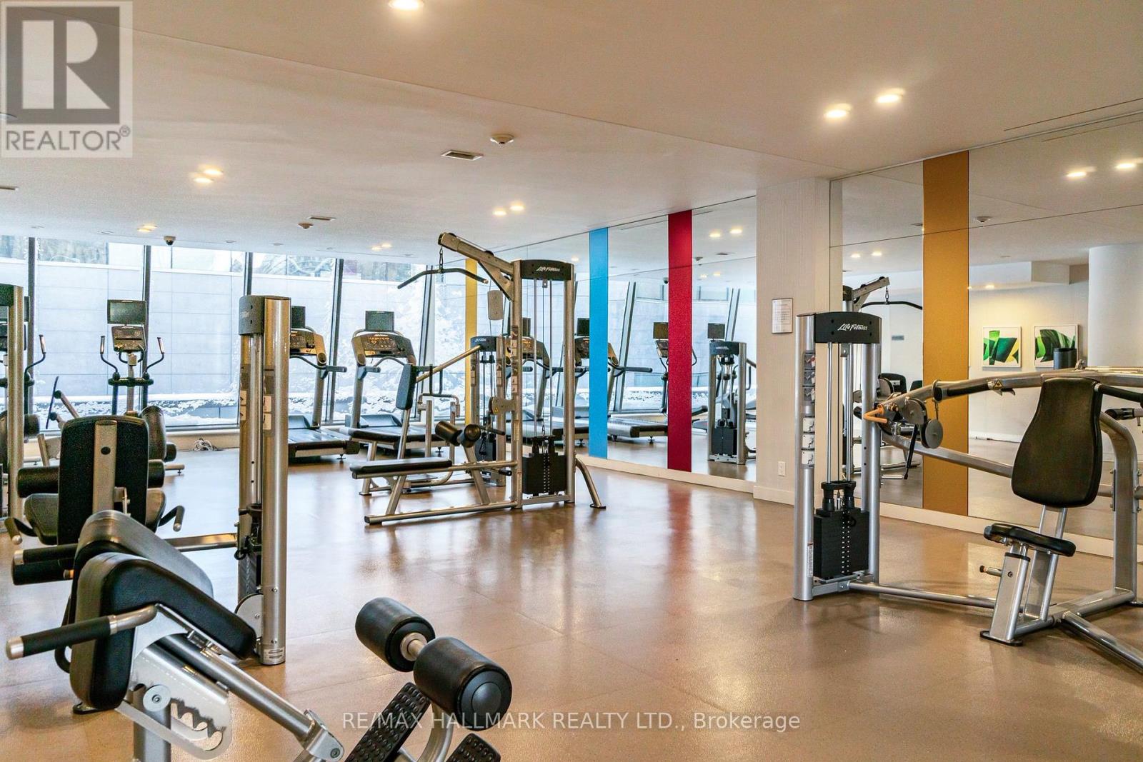 2307 - 832 Bay Street, Toronto, Ontario  M5S 1Z6 - Photo 18 - C12172361