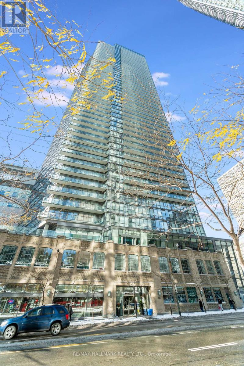 2307 - 832 Bay Street, Toronto, Ontario  M5S 1Z6 - Photo 3 - C12172361