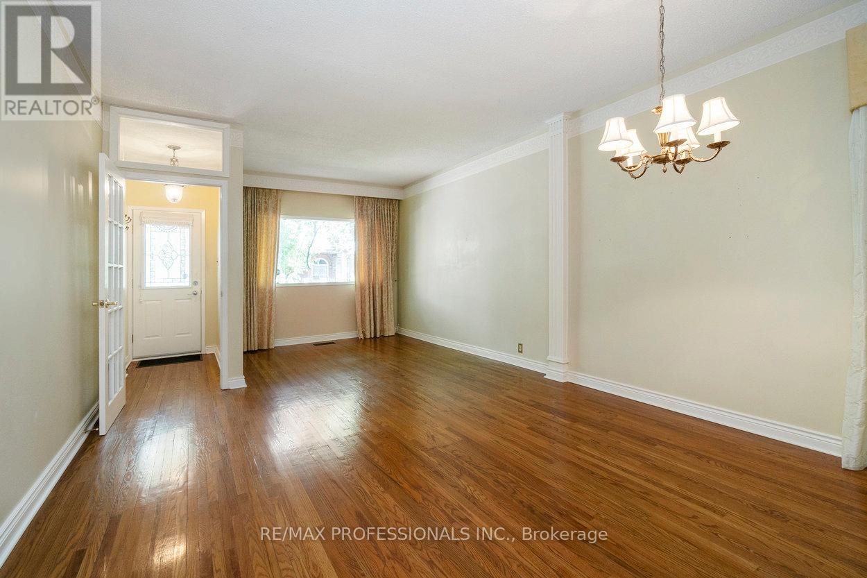 116 Borden Street, Toronto (University), Ontario  M5S 2N1 - Photo 10 - C12172380